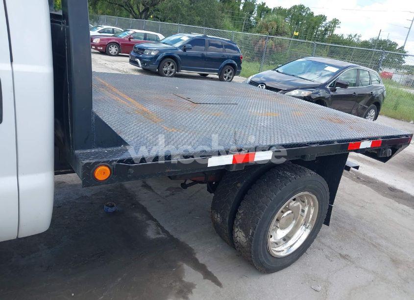 Photo 6 of 2008 Ford F-450 CHASSIS LARIAT/XL/XLT (VIN 1FDXW46R48EE19411)