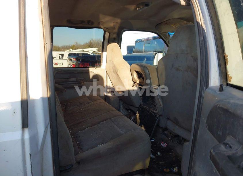 Photo 8 of 2003 Ford F-450 LARIAT/XL/XLT (VIN 1FDXW47P13EC14201)