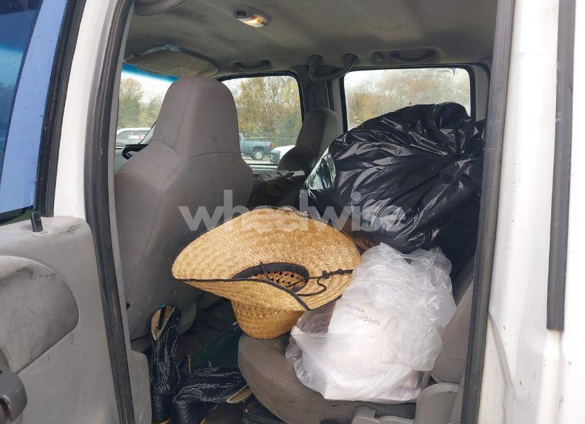 Photo 7 of 2004 Ford F-450 CHASSIS LARIAT/XL/XLT (VIN 1FDXW47P54ED99161)