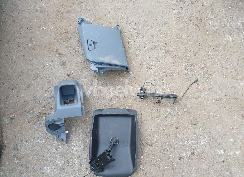 Photo 12 of 2018 Ford Transit-250 (VIN 1FDYR2CM1JKA14316)