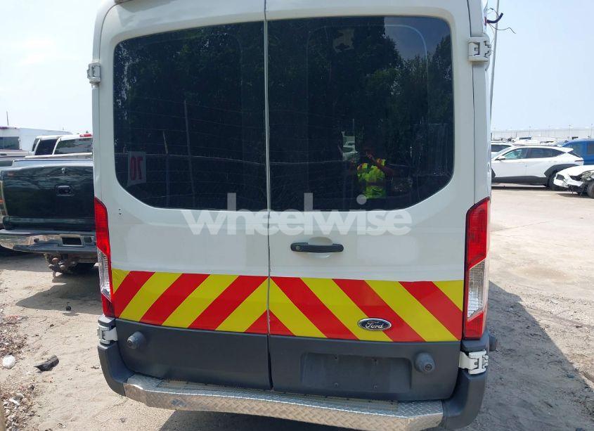 Photo 17 of 2018 Ford Transit-250 (VIN 1FDYR2CM1JKA14316)