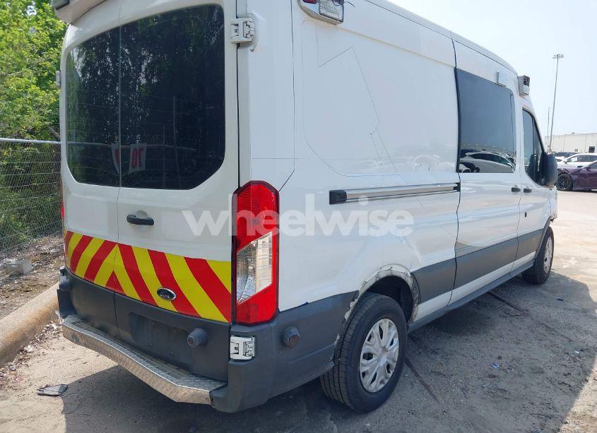 Photo 4 of 2018 Ford Transit-250 (VIN 1FDYR2CM1JKA14316)