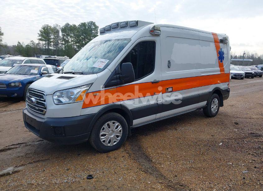 Photo 2 of 2017 Ford Transit-250 (VIN 1FDYR2CM4HKA15518)