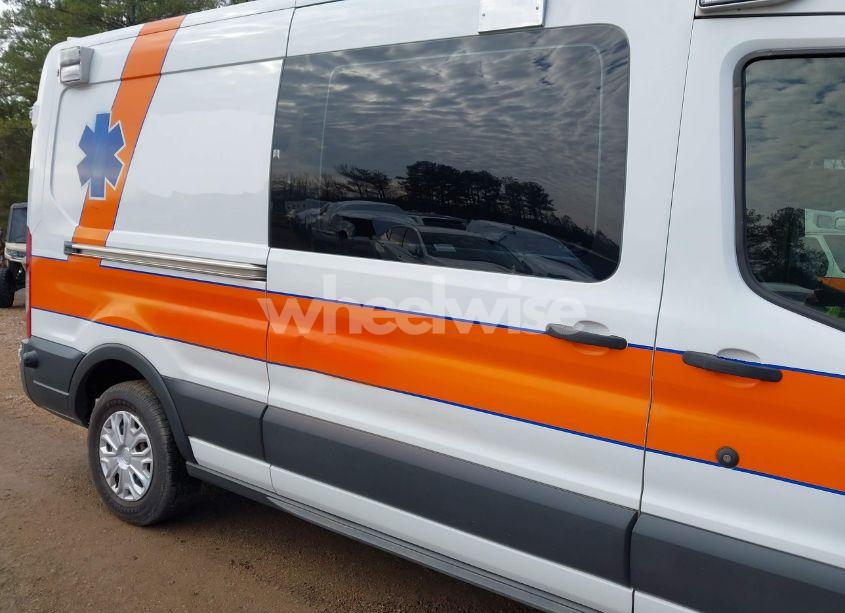 Photo 6 of 2017 Ford Transit-250 (VIN 1FDYR2CM4HKA15518)