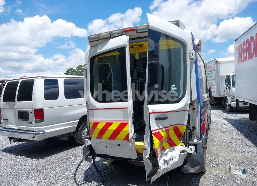 Photo 16 of 2018 Ford Transit-250 (VIN 1FDYR2CM5JKA14321)