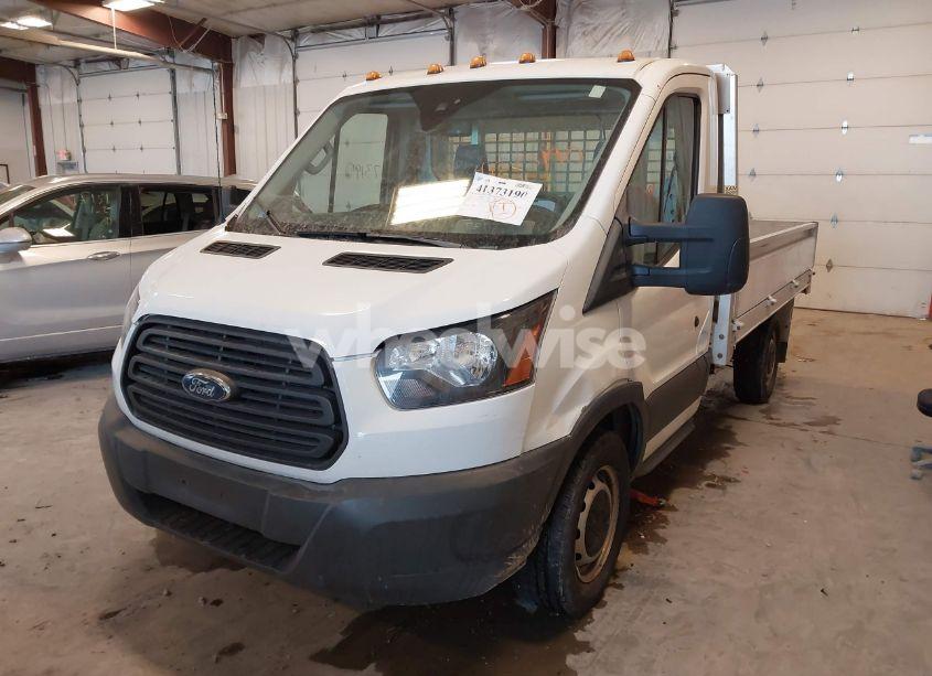 Photo 2 of 2018 Ford Transit-250 CAB (VIN 1FDYR5ZM1JKA92703)