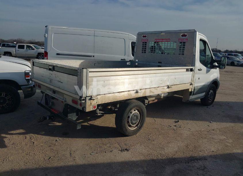 Photo 4 of 2018 Ford Transit-250 CAB (VIN 1FDYR5ZM2JKA80608)