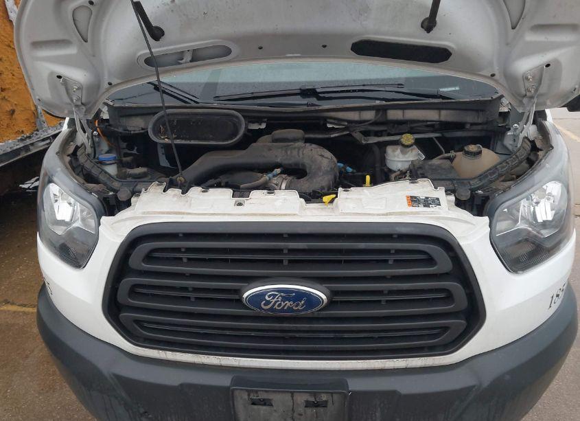 Photo 10 of 2018 Ford Transit-250 CAB (VIN 1FDYR5ZM7JKA92690)