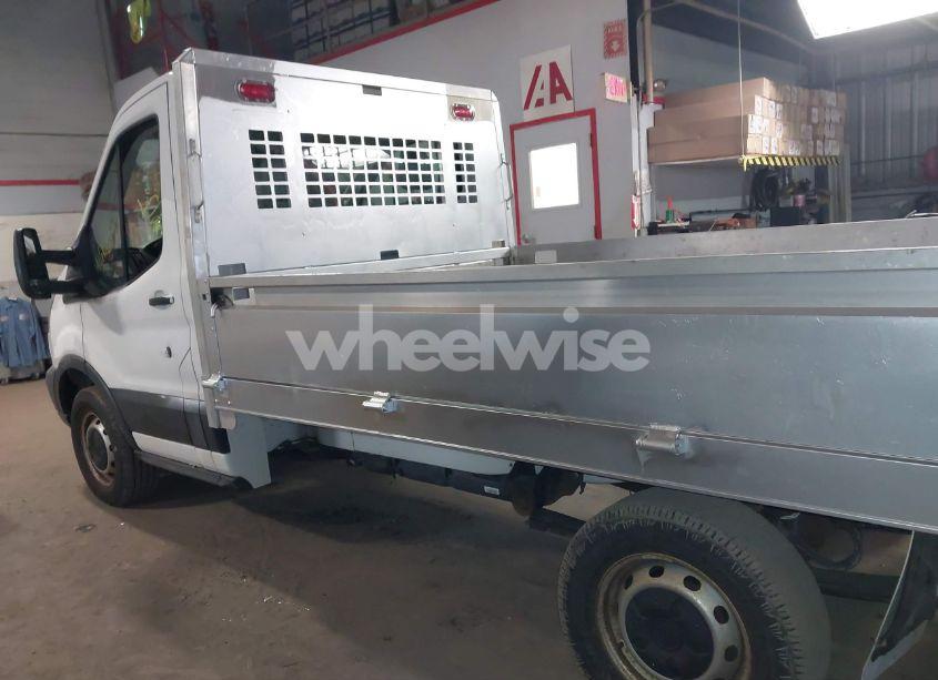 Photo 14 of 2018 Ford Transit-250 CAB (VIN 1FDYR5ZM8JKA99597)