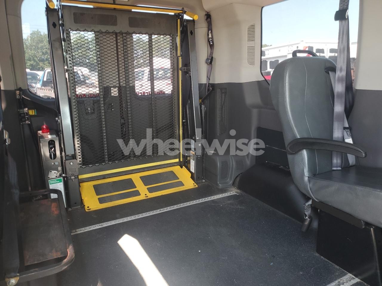 Photo 10 of 2022 FORD TRANSIT T-150 (VIN 1FDZK1C82NKA32982)