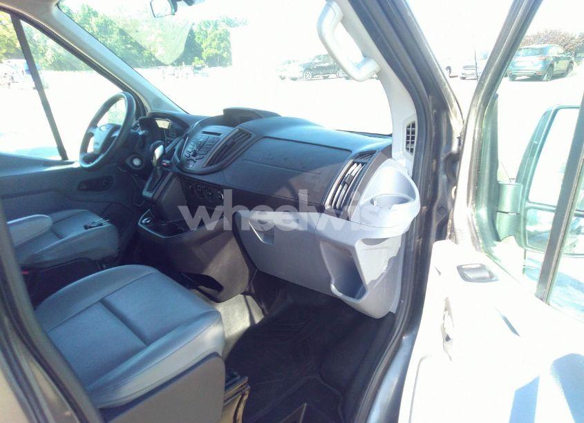 Photo 5 of 2019 Ford Transit-150 XL (VIN 1FDZK1CMXKKA77886)