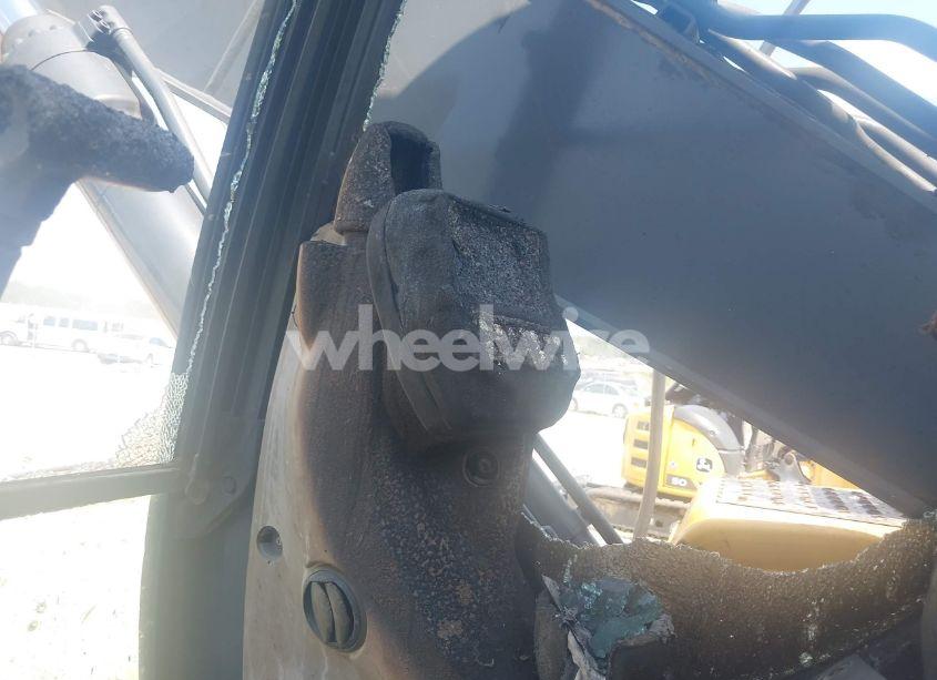 Photo 7 of 2012 John Deere 160D LC EXCAVATOR (VIN 1FF160DXHBD051056)