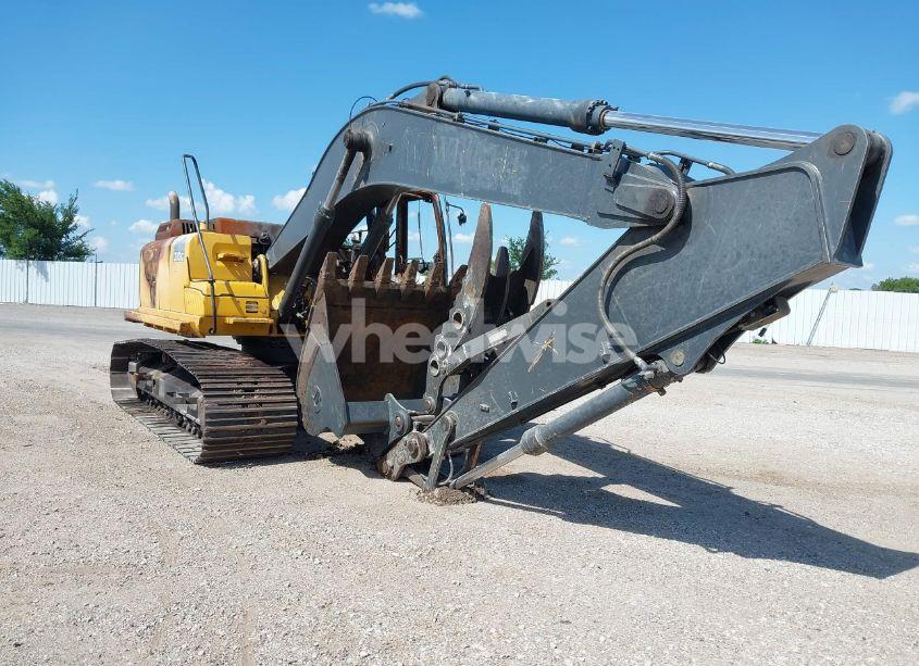 2012 John Deere 210G EXCAVATOR (VIN 1FF210GXCCE520392) main photo