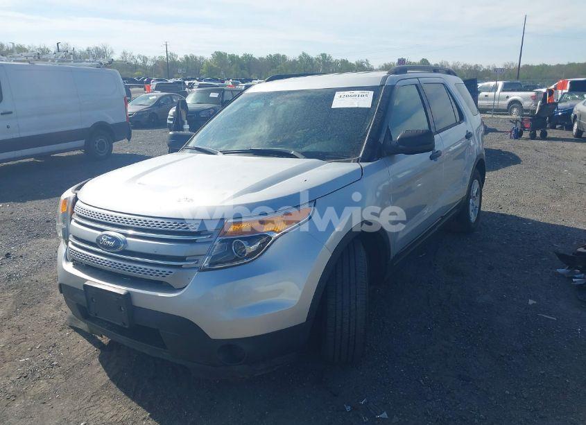 Photo 2 of 2014 Ford Explorer (VIN 1FM5K7B80EGB31600)