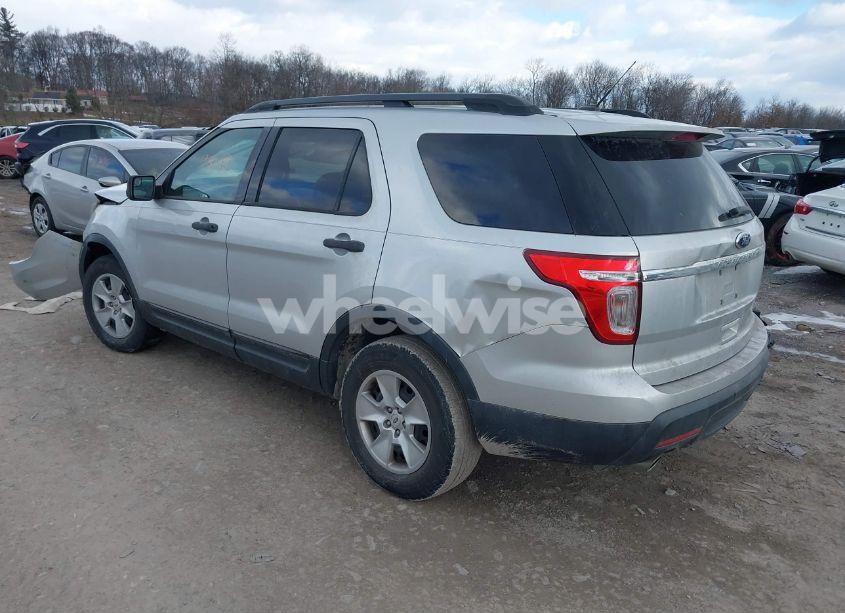 Photo 3 of 2014 Ford Explorer (VIN 1FM5K7B80EGB82398)