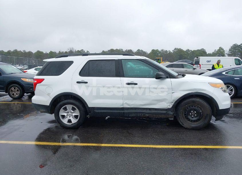Photo 13 of 2014 Ford Explorer (VIN 1FM5K7B81EGB02669)