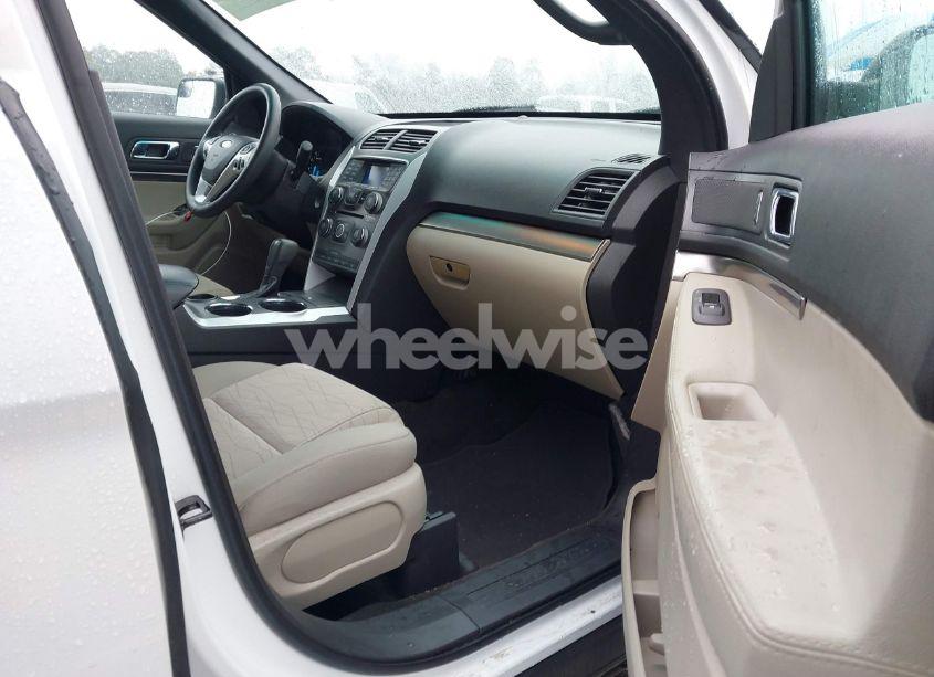 Photo 5 of 2014 Ford Explorer (VIN 1FM5K7B81EGB02669)