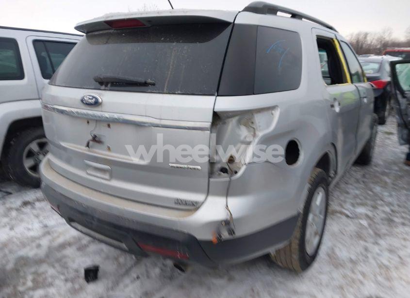 Photo 4 of 2014 Ford Explorer (VIN 1FM5K7B81EGC00259)