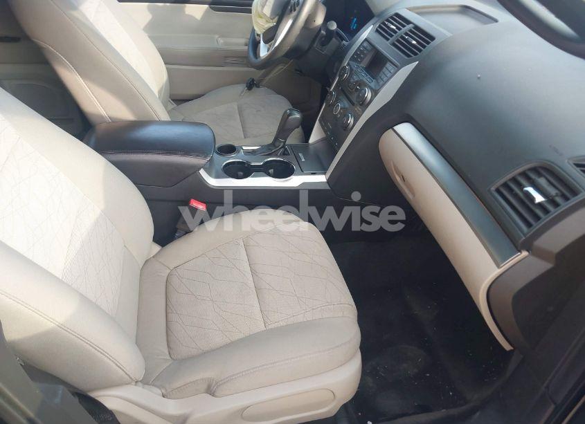 Photo 5 of 2014 Ford Explorer (VIN 1FM5K7B81EGC10564)