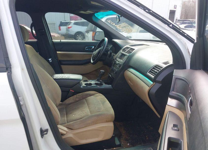 Photo 5 of 2016 Ford Explorer (VIN 1FM5K7B81GGA88632)