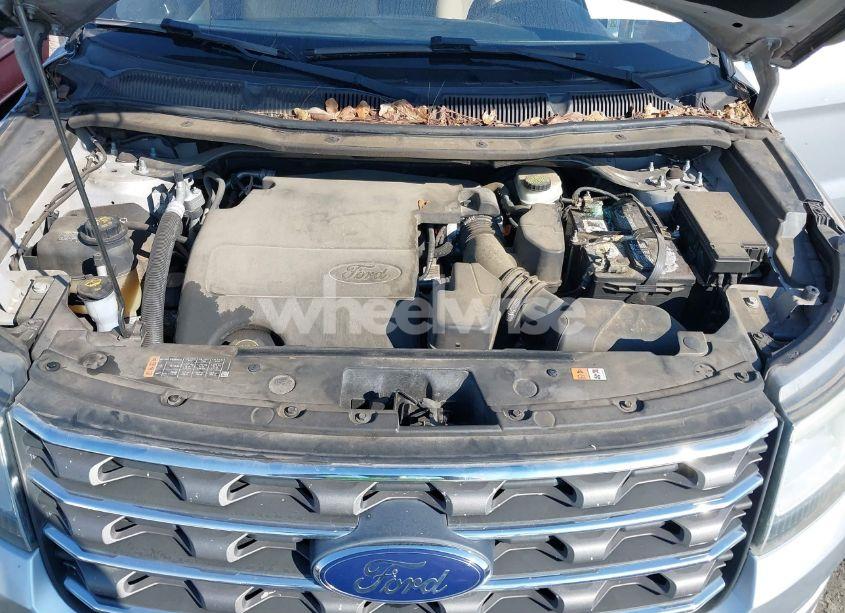 Photo 10 of 2016 Ford Explorer (VIN 1FM5K7B81GGC01401)