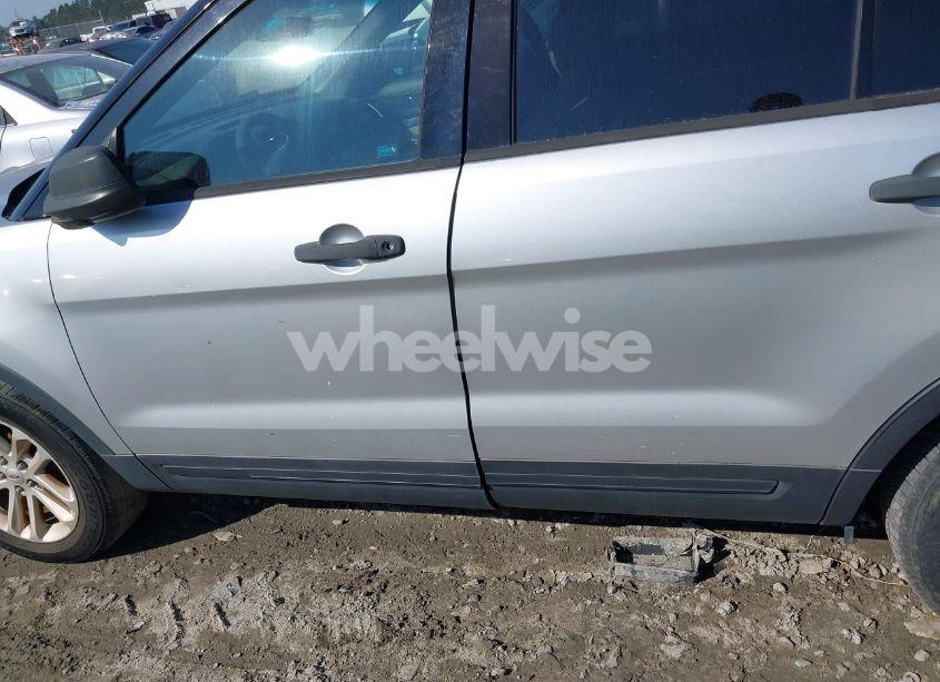 Photo 14 of 2016 Ford Explorer (VIN 1FM5K7B81GGC01401)