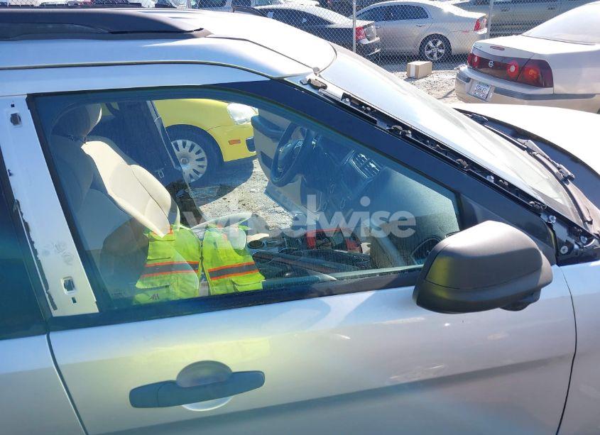 Photo 6 of 2016 Ford Explorer (VIN 1FM5K7B81GGC01401)