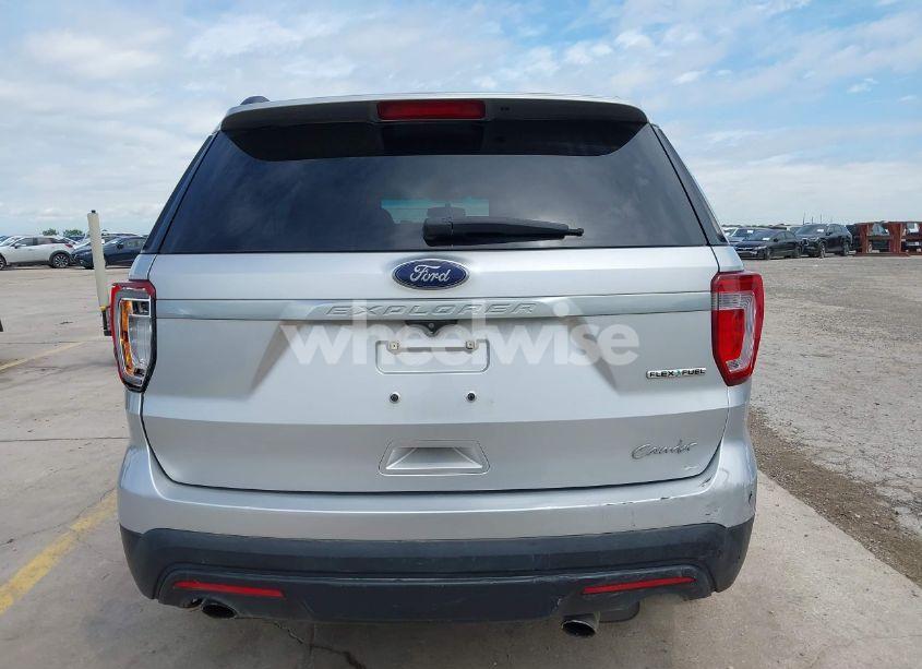 Photo 16 of 2016 Ford Explorer (VIN 1FM5K7B81GGC85347)