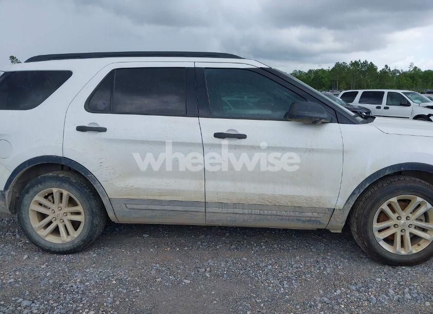 Photo 13 of 2017 Ford Explorer (VIN 1FM5K7B81HGD39604)