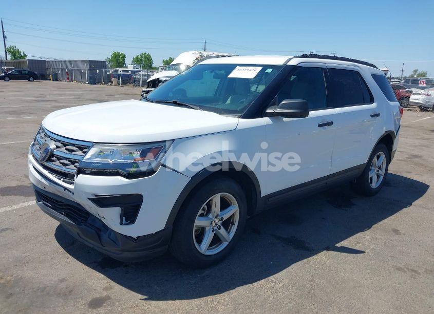 Photo 2 of 2018 Ford Explorer (VIN 1FM5K7B81JGA69411)