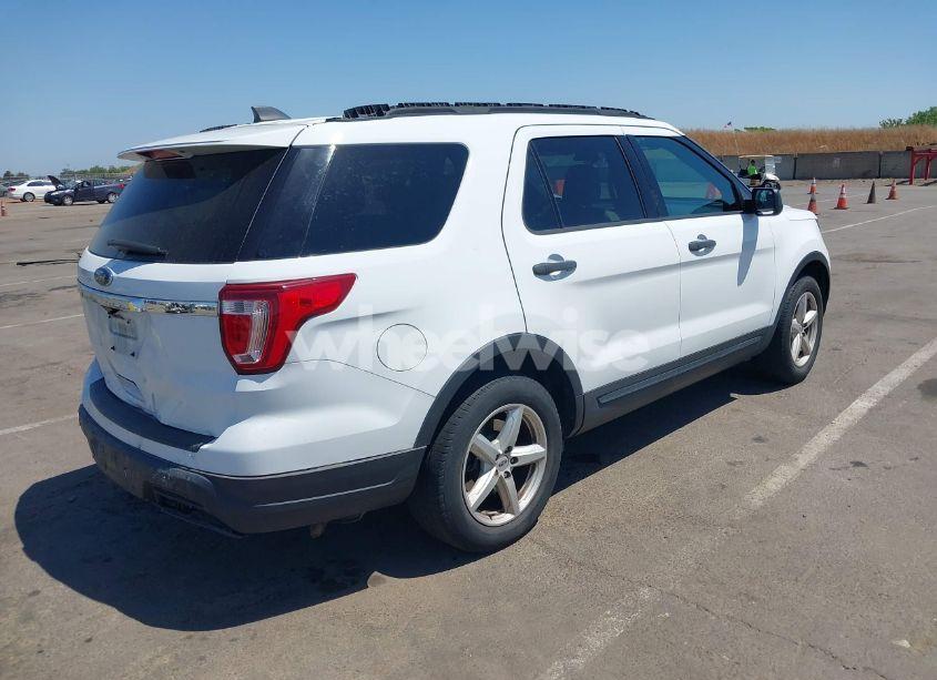 Photo 4 of 2018 Ford Explorer (VIN 1FM5K7B81JGA69411)