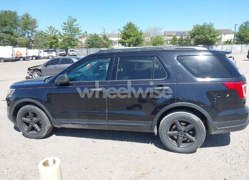 Photo 14 of 2019 Ford Explorer (VIN 1FM5K7B81KGA18444)