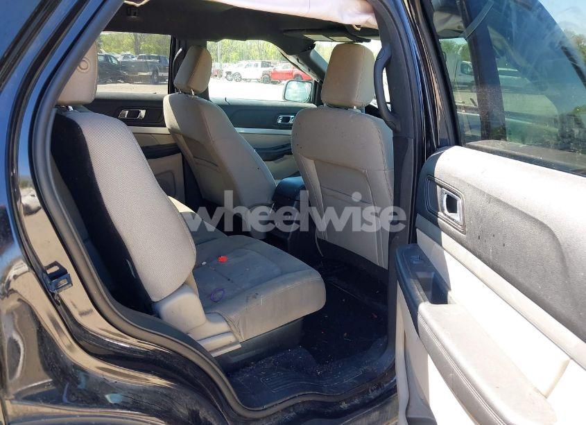 Photo 8 of 2019 Ford Explorer (VIN 1FM5K7B81KGA18444)