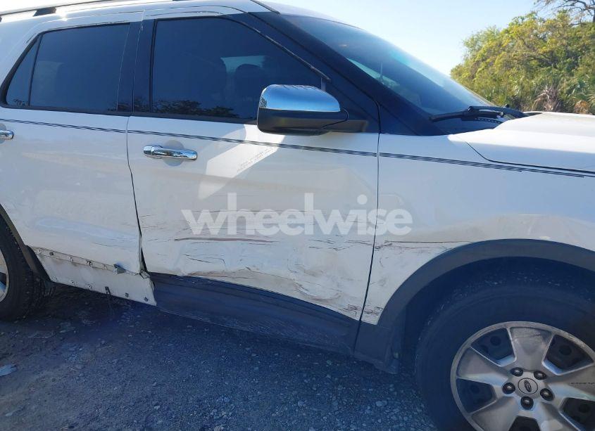 Photo 6 of 2013 Ford Explorer (VIN 1FM5K7B82DGC85305)