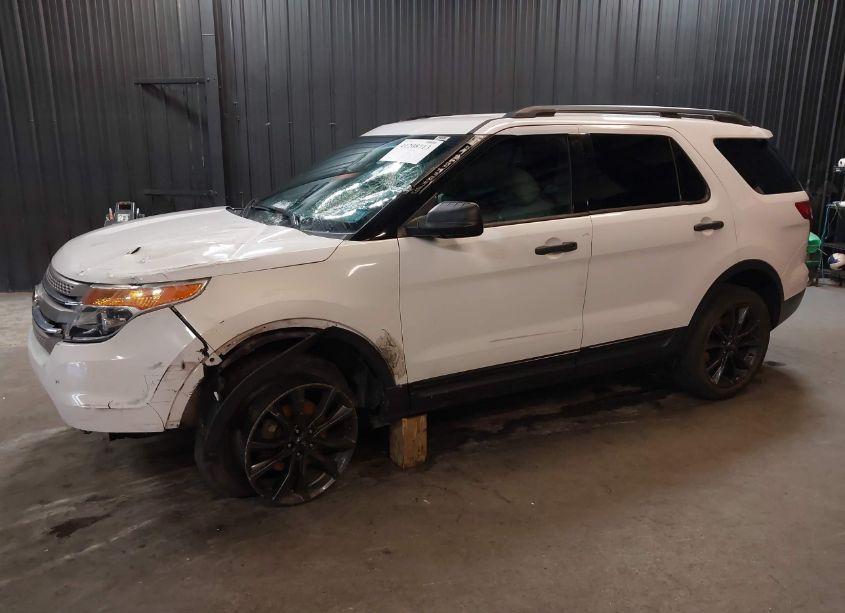 Photo 2 of 2014 Ford Explorer (VIN 1FM5K7B82EGA46662)