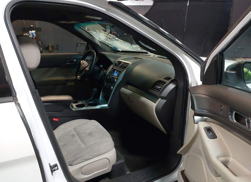 Photo 5 of 2014 Ford Explorer (VIN 1FM5K7B82EGA46662)