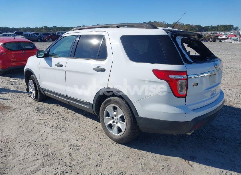 Photo 3 of 2014 Ford Explorer (VIN 1FM5K7B82EGA84182)