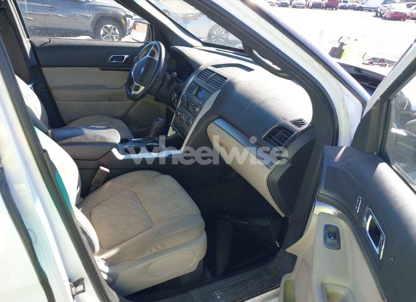 Photo 5 of 2014 Ford Explorer (VIN 1FM5K7B82EGA84182)