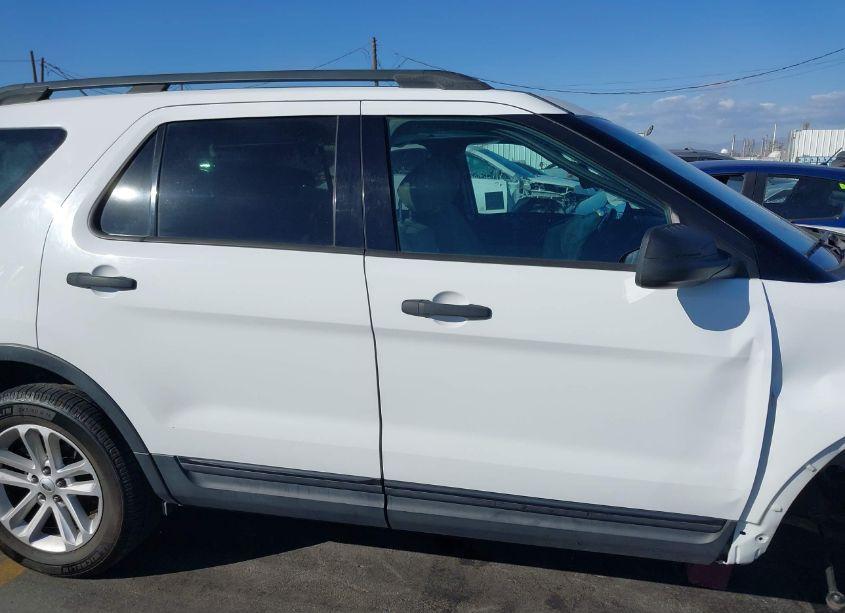 Photo 13 of 2015 Ford Explorer (VIN 1FM5K7B82FGB12001)