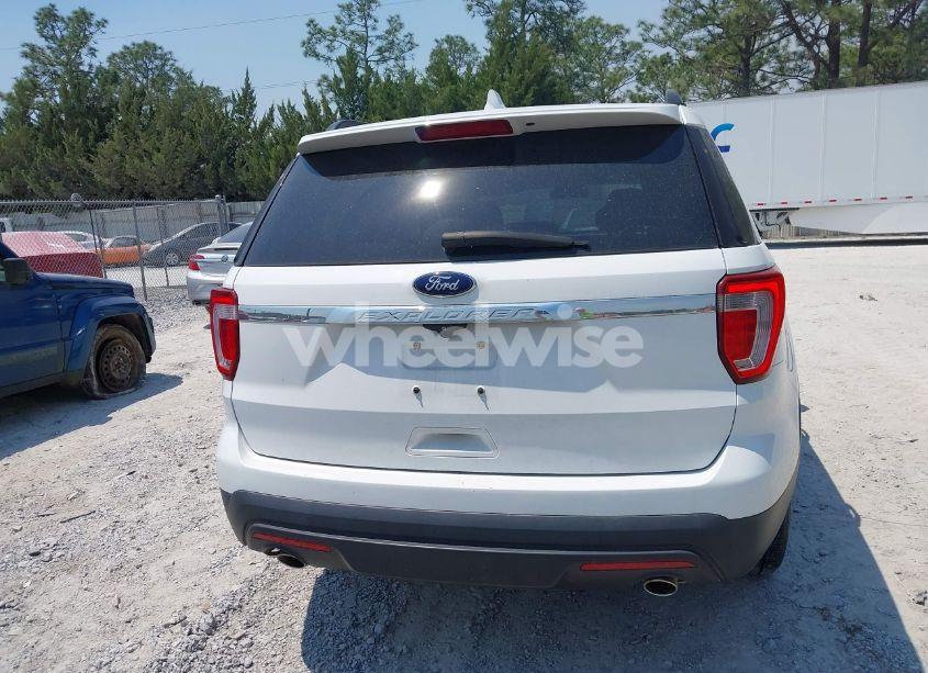 Photo 16 of 2017 Ford Explorer (VIN 1FM5K7B82HGB68670)
