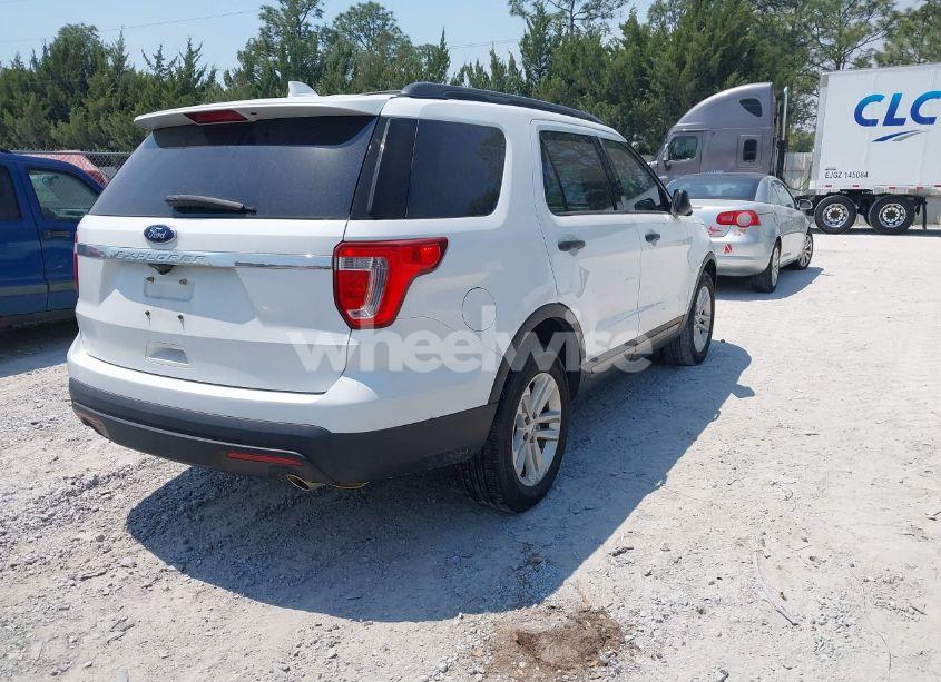 Photo 4 of 2017 Ford Explorer (VIN 1FM5K7B82HGB68670)