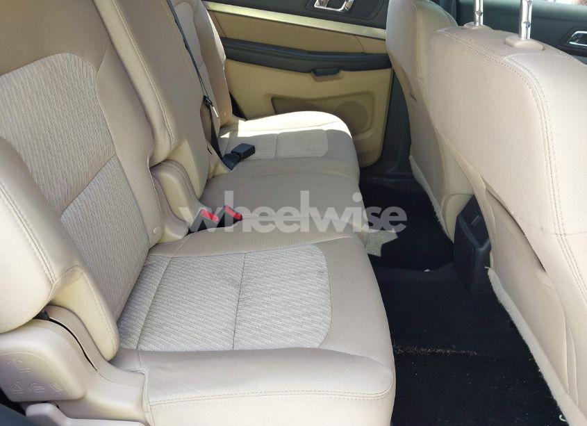 Photo 8 of 2017 Ford Explorer (VIN 1FM5K7B82HGB68670)