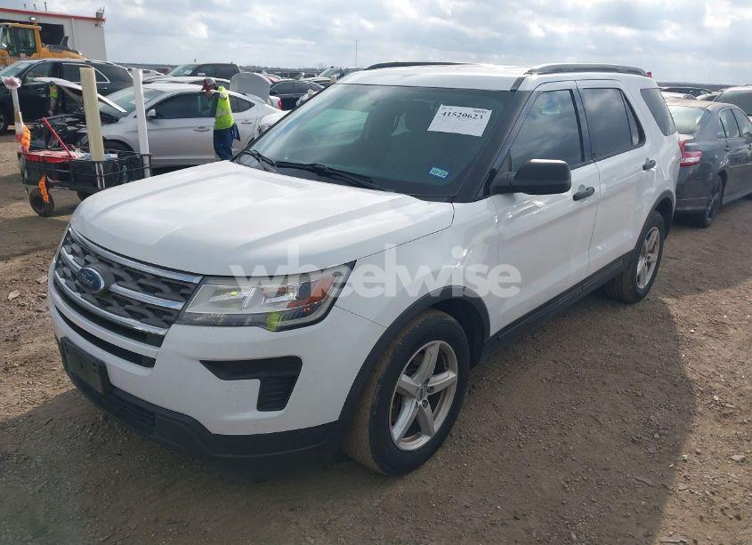Photo 2 of 2018 Ford Explorer (VIN 1FM5K7B82JGB88150)