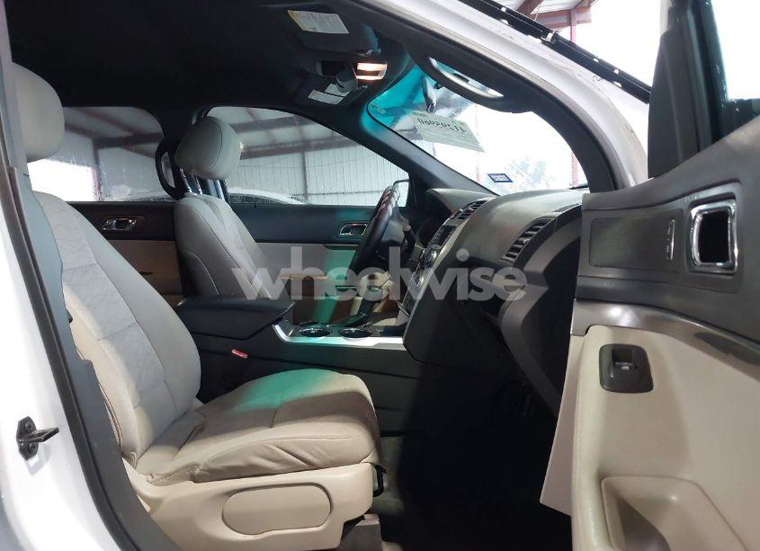 Photo 5 of 2013 Ford Explorer (VIN 1FM5K7B83DGA87767)