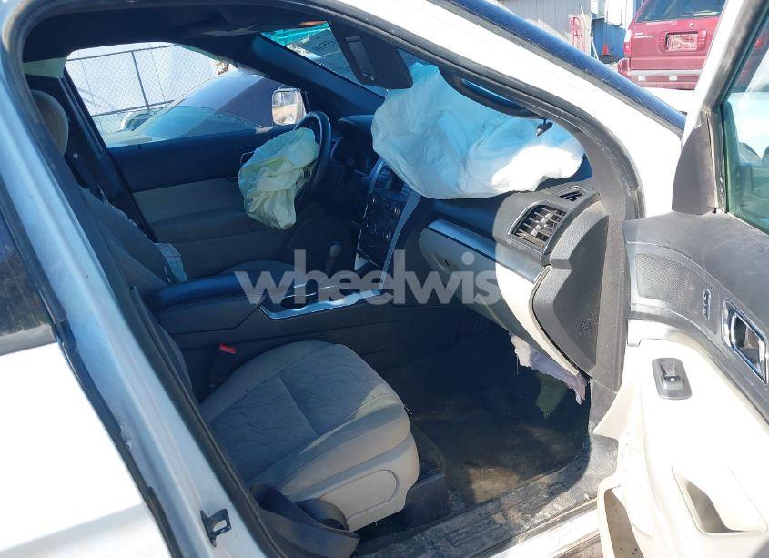 Photo 5 of 2014 Ford Explorer (VIN 1FM5K7B83EGC51441)