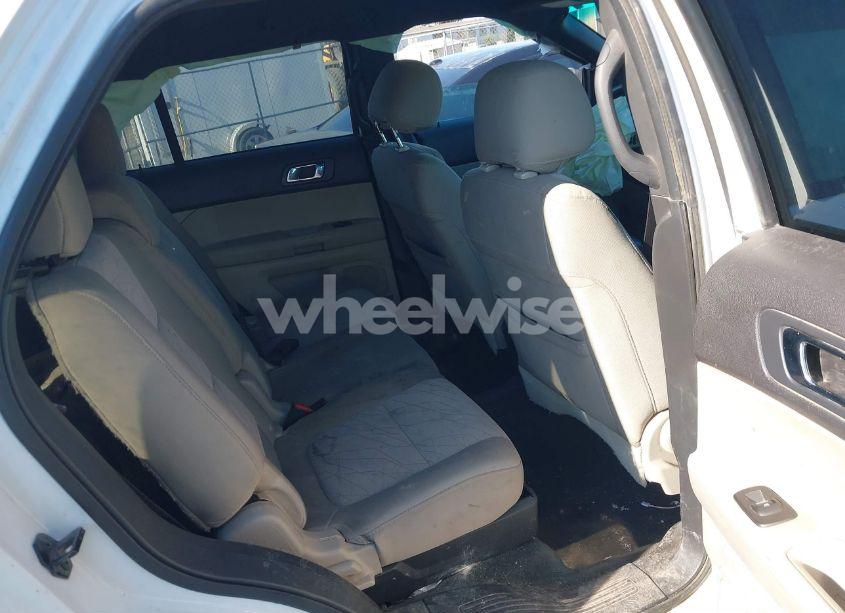 Photo 8 of 2014 Ford Explorer (VIN 1FM5K7B83EGC51441)