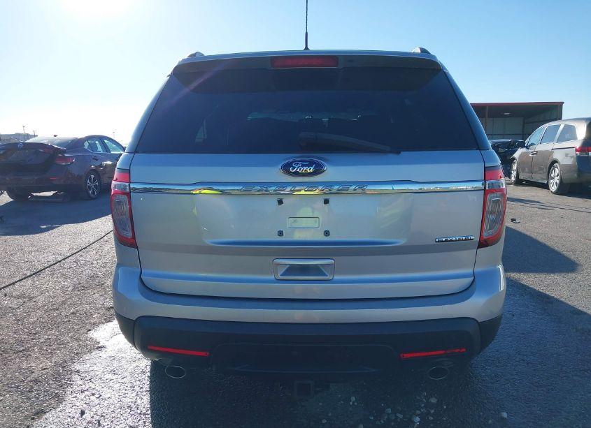 Photo 16 of 2015 Ford Explorer (VIN 1FM5K7B83FGB11021)