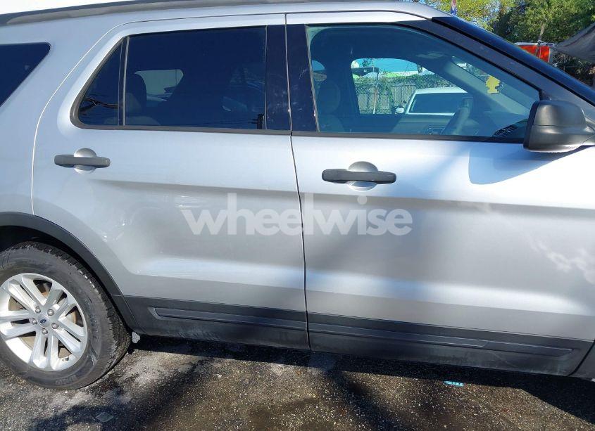 Photo 13 of 2017 Ford Explorer (VIN 1FM5K7B83HGE27327)