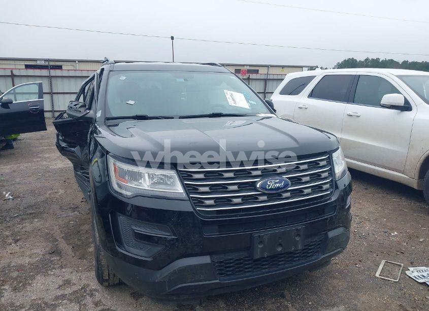 2017 Ford Explorer (VIN 1FM5K7B83HGE42636) main photo