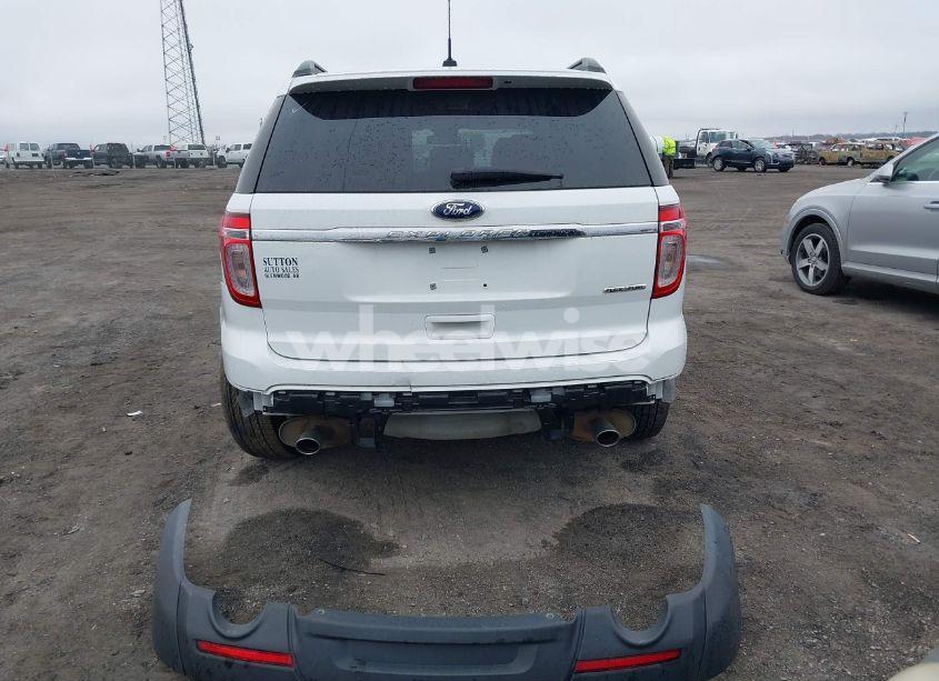 Photo 16 of 2015 Ford Explorer (VIN 1FM5K7B84FGB94569)